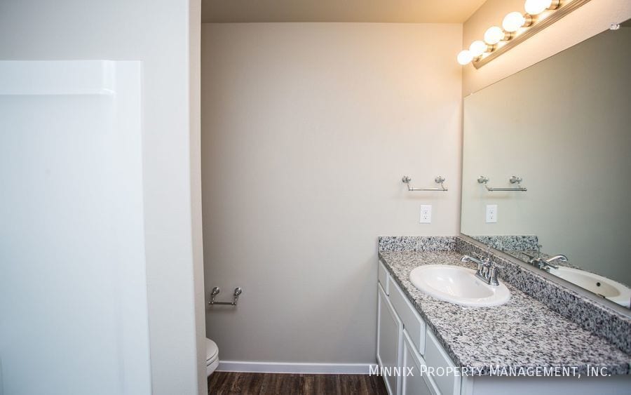 Building Photo - 2105 Kirksey Ave