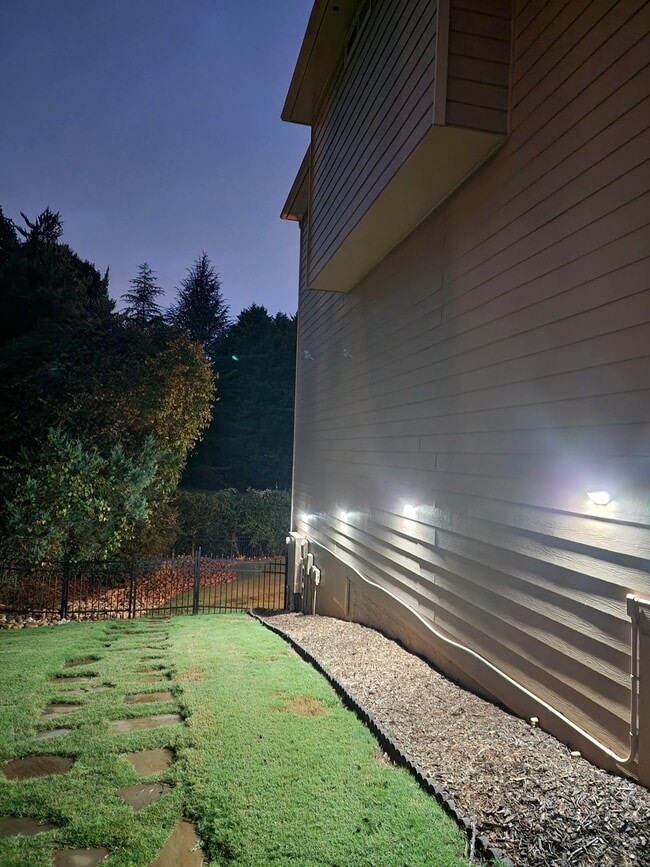 Building Photo - 3522 Valley Haven Ct