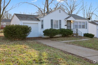 Building Photo - 1324 Odessa Dr
