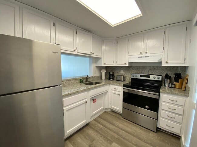 Building Photo - 601 N Rio Vista Blvd