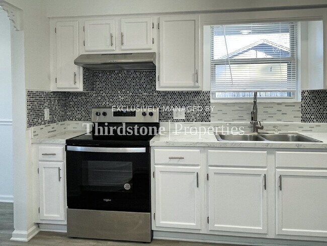 Building Photo - 7897 118th St