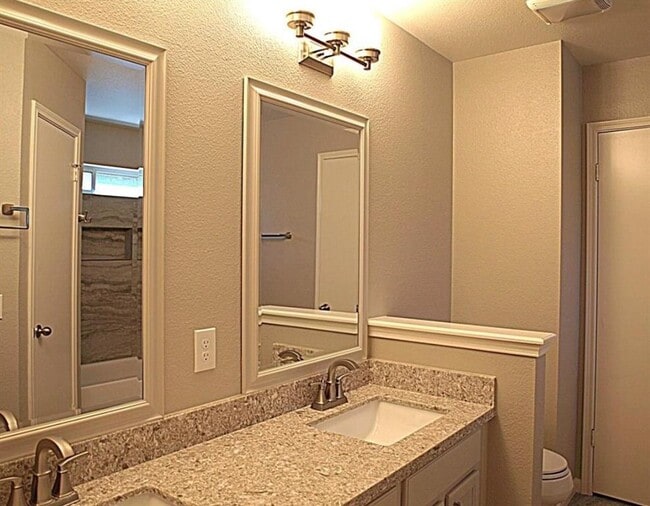 Building Photo - 2200 Larston Ln