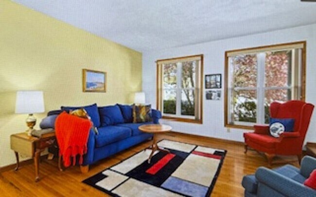 Building Photo - 3 Bedroom / 3.5 Bath House in Peoria