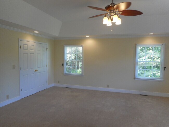 Building Photo - Lake Front 2-Bedroom Home on Beautiful Lake Wylie with a Dock and Boat Lift