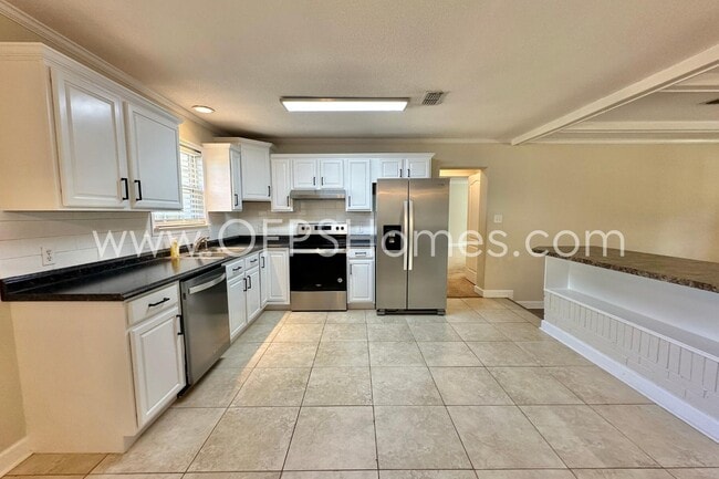 Building Photo - 4490 FL-87