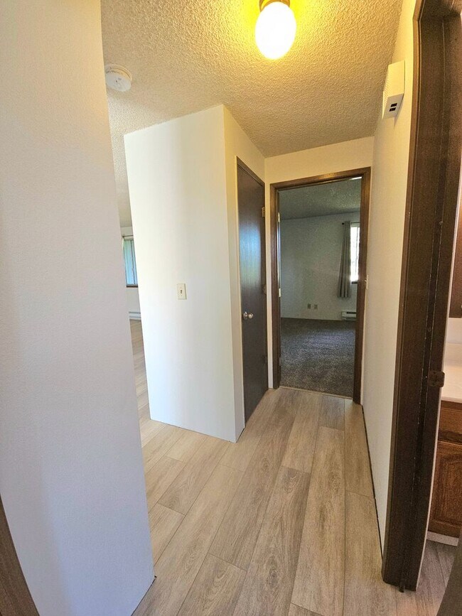 Building Photo - 2bed/1bath Edgewood Duplex*****COMING SOON***