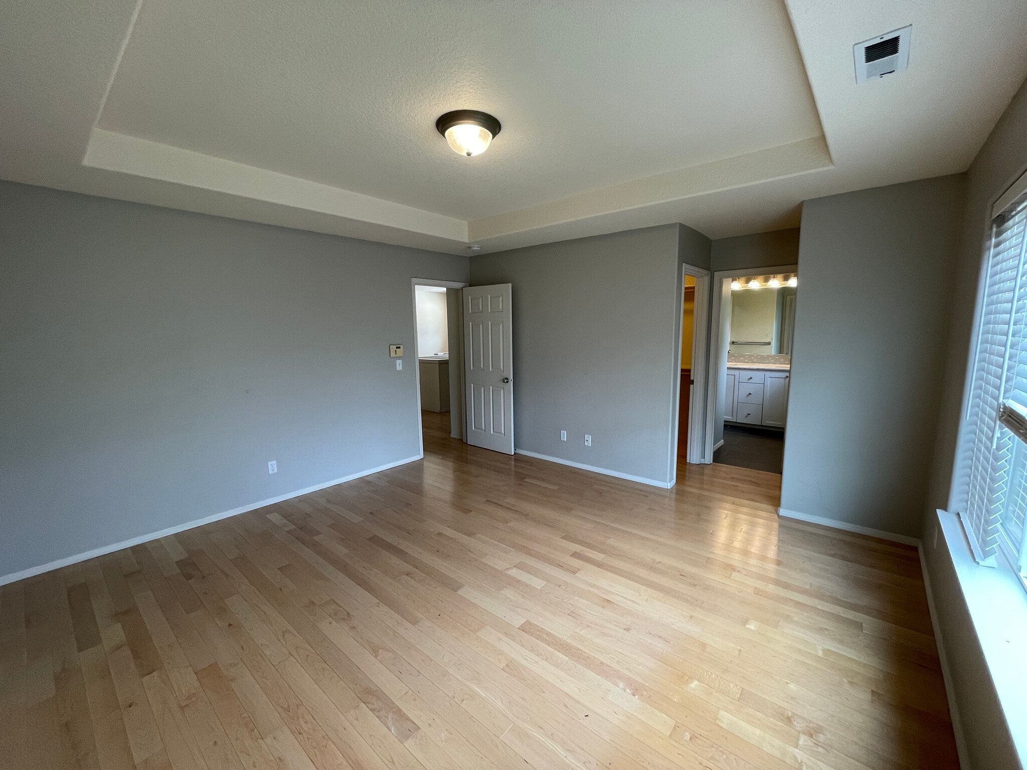 Building Photo - 16827 NW Arizona Dr