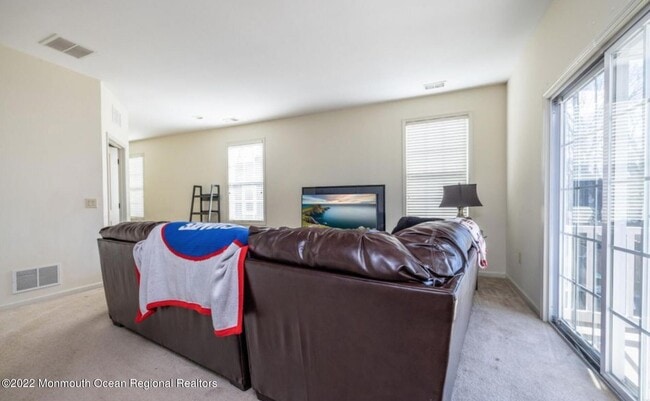 Building Photo - 224 S Bridge Ave