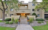 Building Photo - Cedarwood Condos - Cable, Internet & Under...