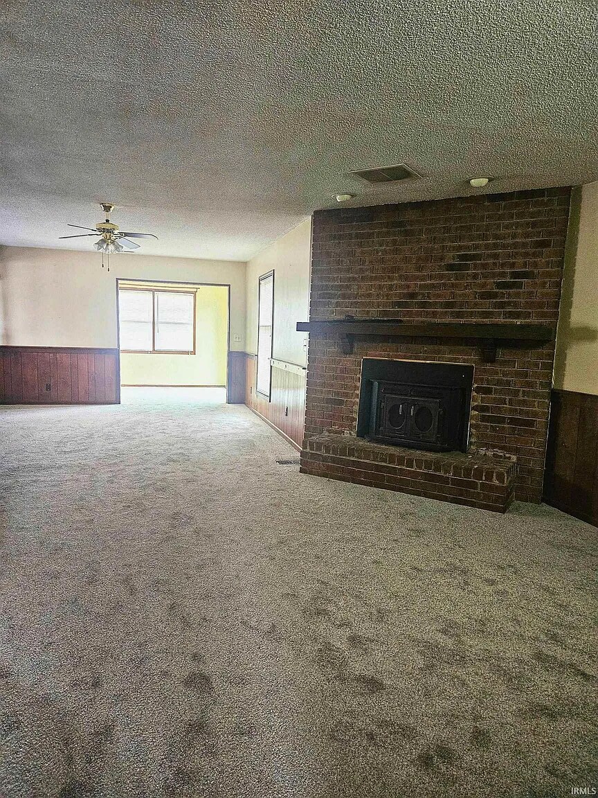 Building Photo - 1330 Springbrook Rd