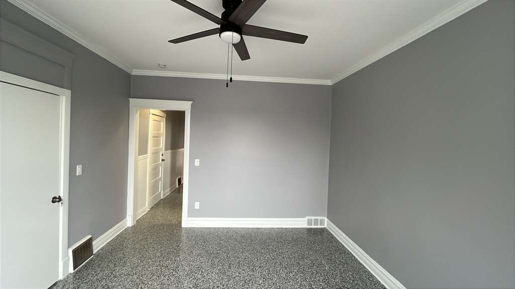 Building Photo - 2311 S Central Ave