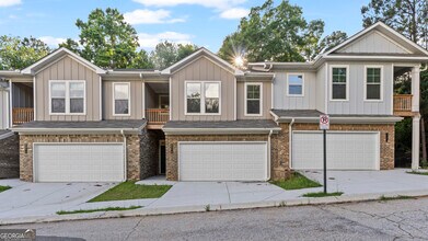 Building Photo - 2586 Mls Cmn Dr