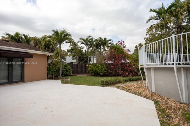 Building Photo - 13565 SW 116th Terrace