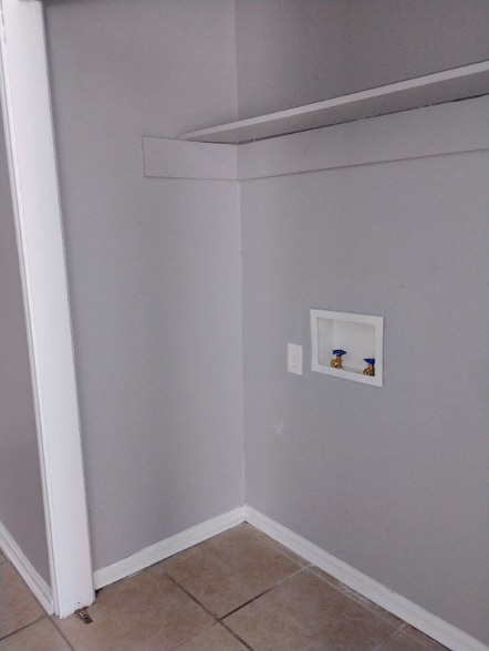 Building Photo - 12240 Jackson Rd