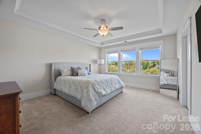 Building Photo - 4832 Blanchard Wy