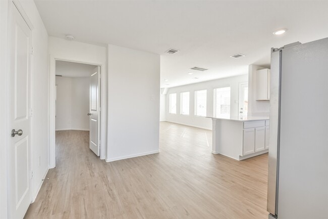 Building Photo - 18927 Jasper Rdg Dr