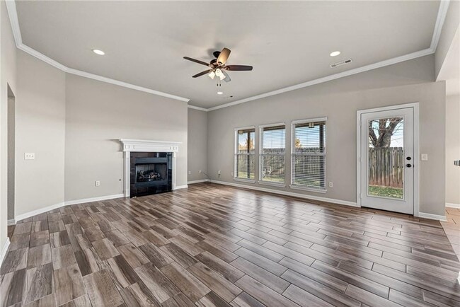 Building Photo - 6007 S 36th St