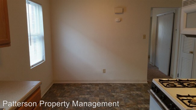Building Photo - 211 E Ashley St