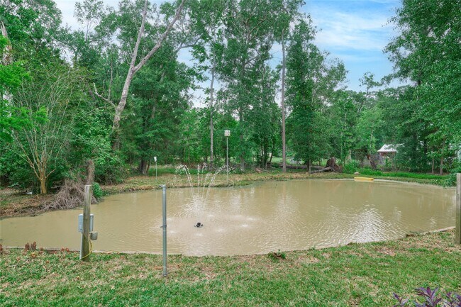 Building Photo - 18233 Country Pl Dr