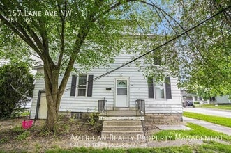 Building Photo - 157 Lane Ave NW