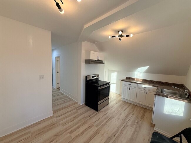 Building Photo - 97 Dean St