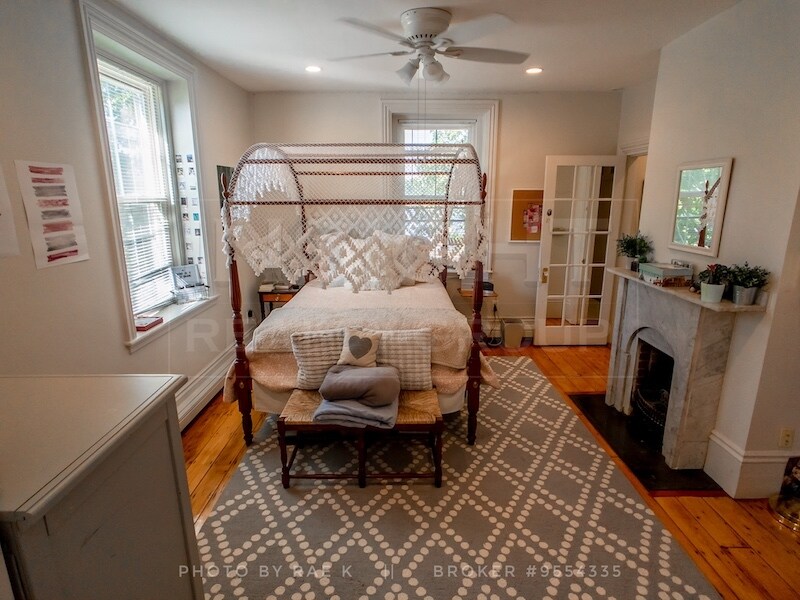 Building Photo - 61 Pond St