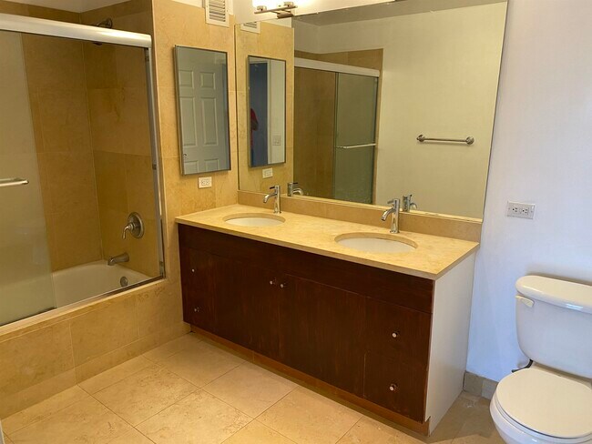 Building Photo - 2207 City Pl