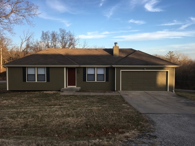 Building Photo - 3319 Tracy Ave