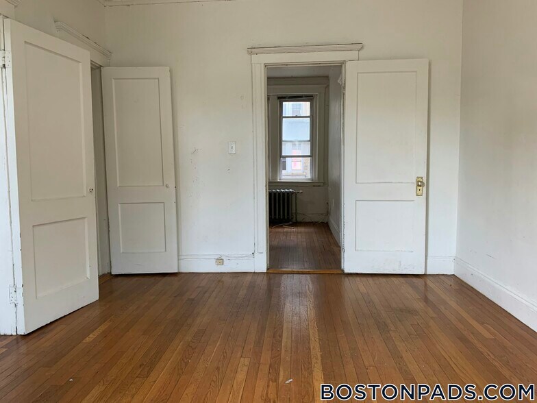 Building Photo - 1171 Boylston St
