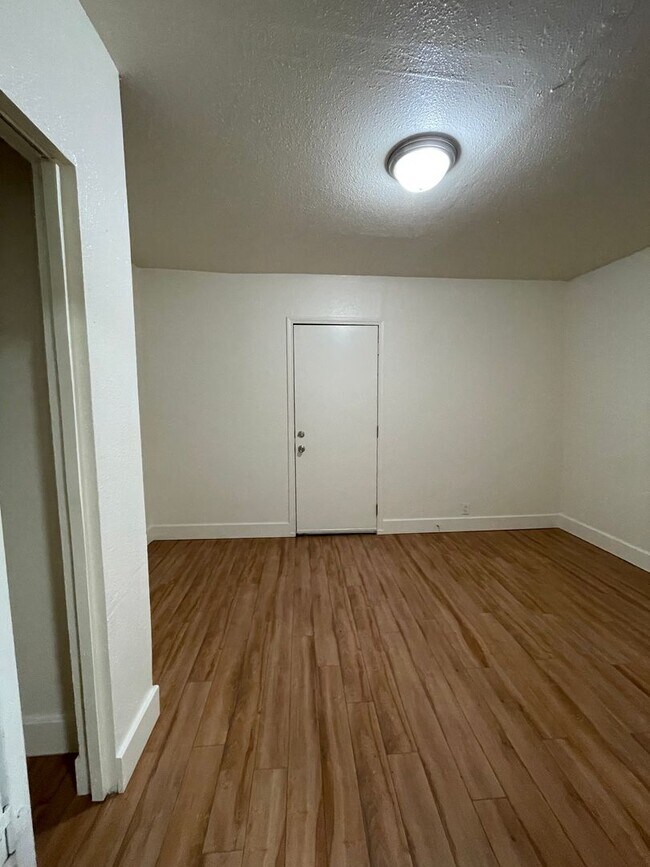 Building Photo - 1436-1438 3rd St