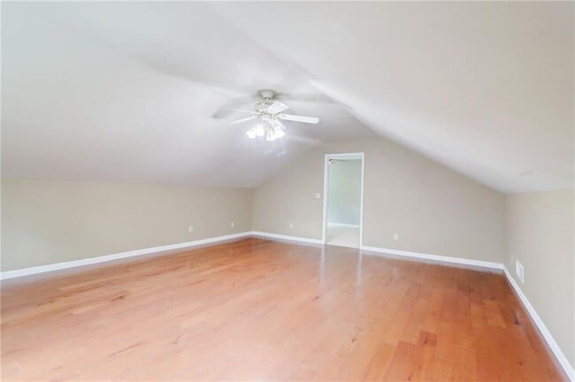 Building Photo - 1049 Seven Springs Cir NE
