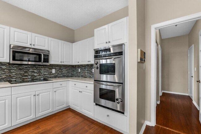 Building Photo - 1333 SW 175th Way