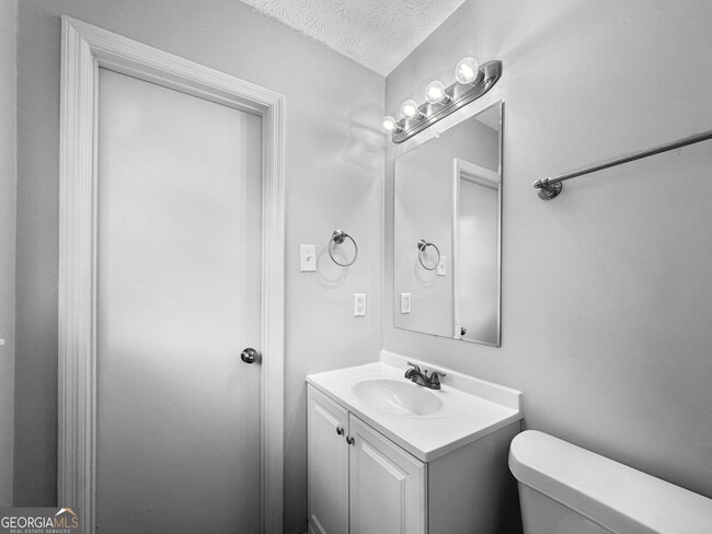 Building Photo - 3865 Morning Creek Dr