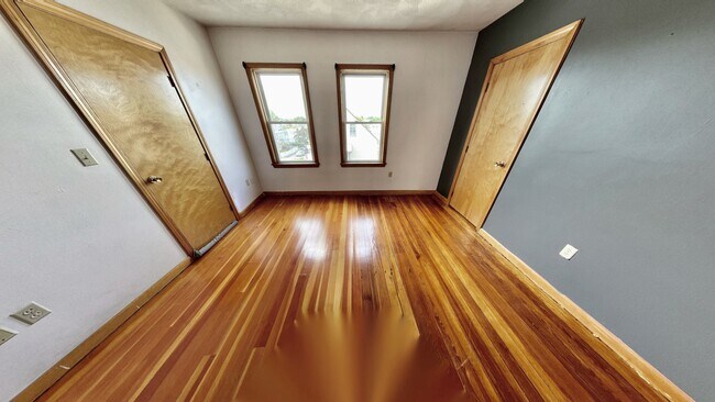 Building Photo - 55 Dartmouth St