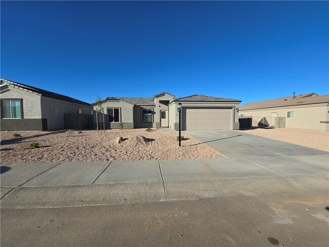 Building Photo - 2951 E Colina Cerbat