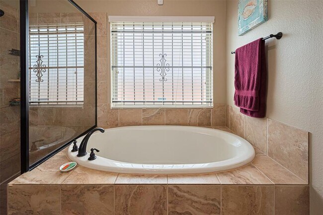Building Photo - 20267 Ivory Valley Ln