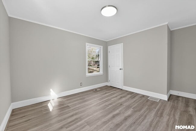 Building Photo - 4056 Whitehall Dr