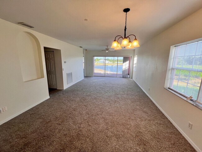 Building Photo - Annual Unfurnished Rental – 3 Bed, 2 Bath Condo in Gated Community!