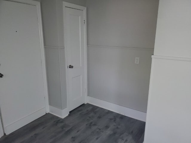 Building Photo - 1329 N Meade St