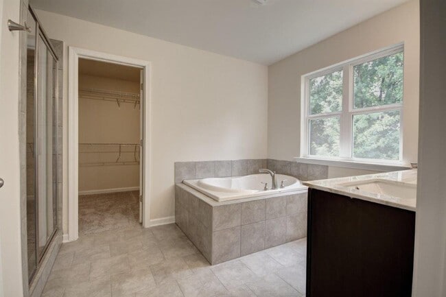 Building Photo - 4578 Grenadine Cir