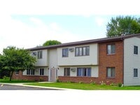 Building Photo - 196 Lakeview Dr