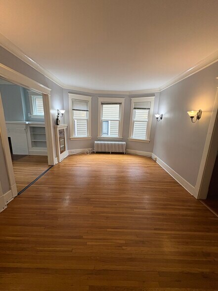 Building Photo - 114 Ashland Ave