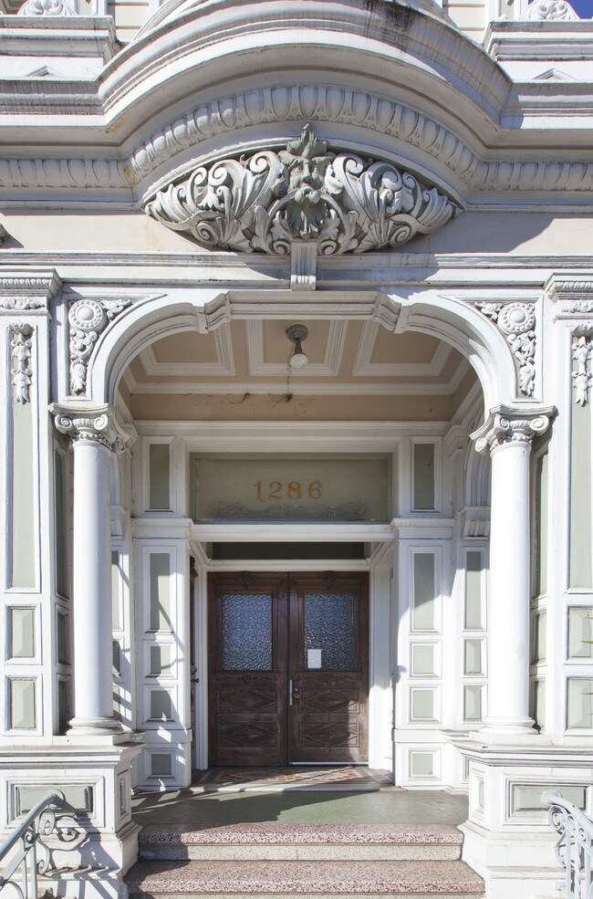 Building Photo - 1286 Guerrero St