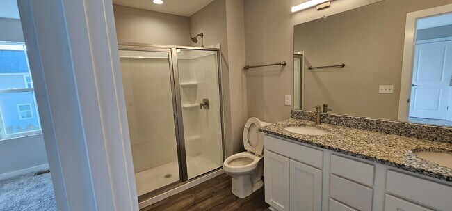 Building Photo - 125 Lenell Lp