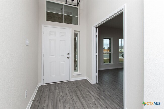 Building Photo - 9806 Kensley Rose Dr