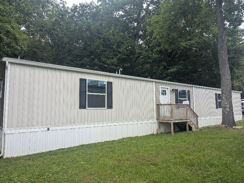 Primary Photo - 1436 S Philadelphia Blvd
