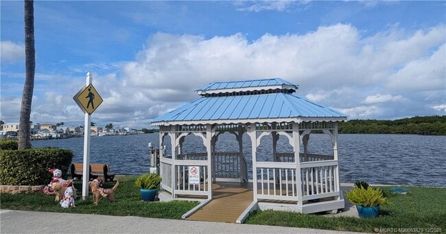 Building Photo - 438 Nettles Blvd