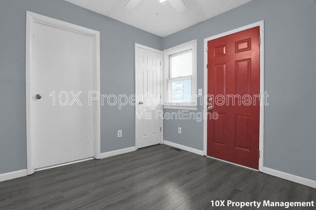 Building Photo - 6169 Laurelwood Ct