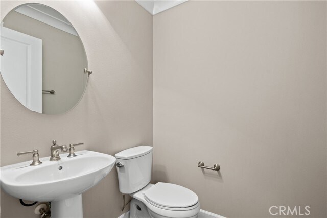 Building Photo - 98 Cipresso