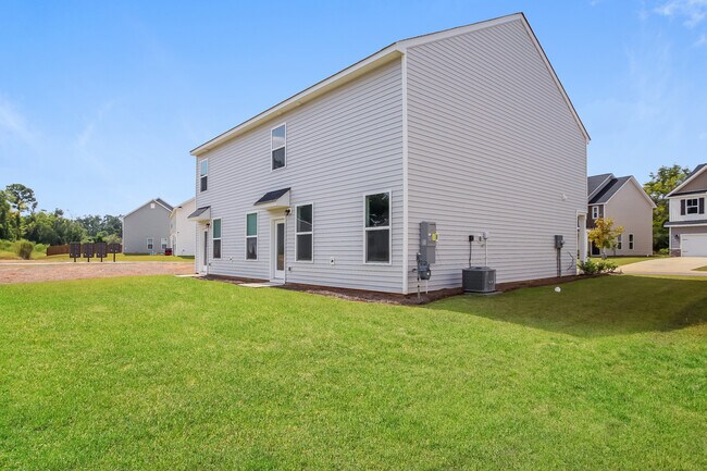 Building Photo - 437 Blue Robin Ln, Columbia, SC